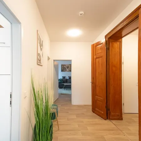 Room&go: Zentral - Balkon - Arbeitsplatz Halle (Saale)